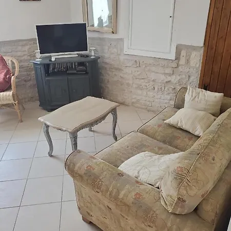 Prázdninový dům La Maison Colline Luxé